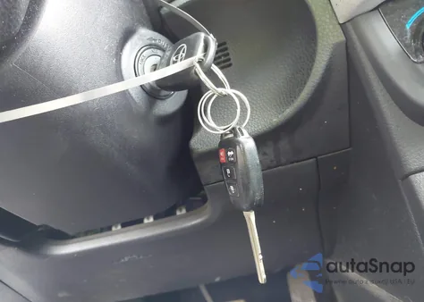 2015 Toyota Corolla Le from USA, damaged, VIN 2T1BURHE8FC239506